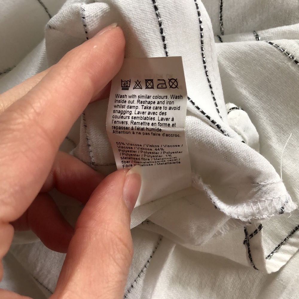 River Island white check sleeveless wrap front blouse - Picture 4 of 8